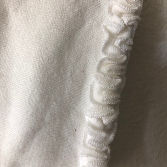 Gymboree Lettuce Hem Tee and Shorts Matching Set - Picture 2 of 10